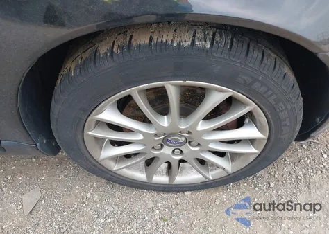 2009 Volvo S40 2.4I from USA, damaged, VIN YV1MS390492462962